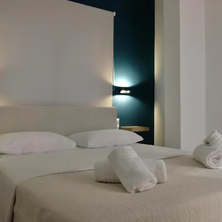 Evia Blue Aura * Khrónia